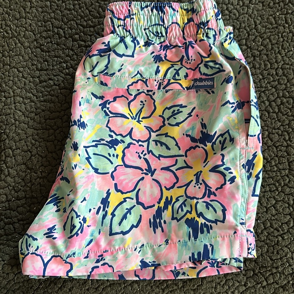 Chubbies Pink Athletic Shorts with Floral Pattern and Elastic Waistband - Picture 6 of 6